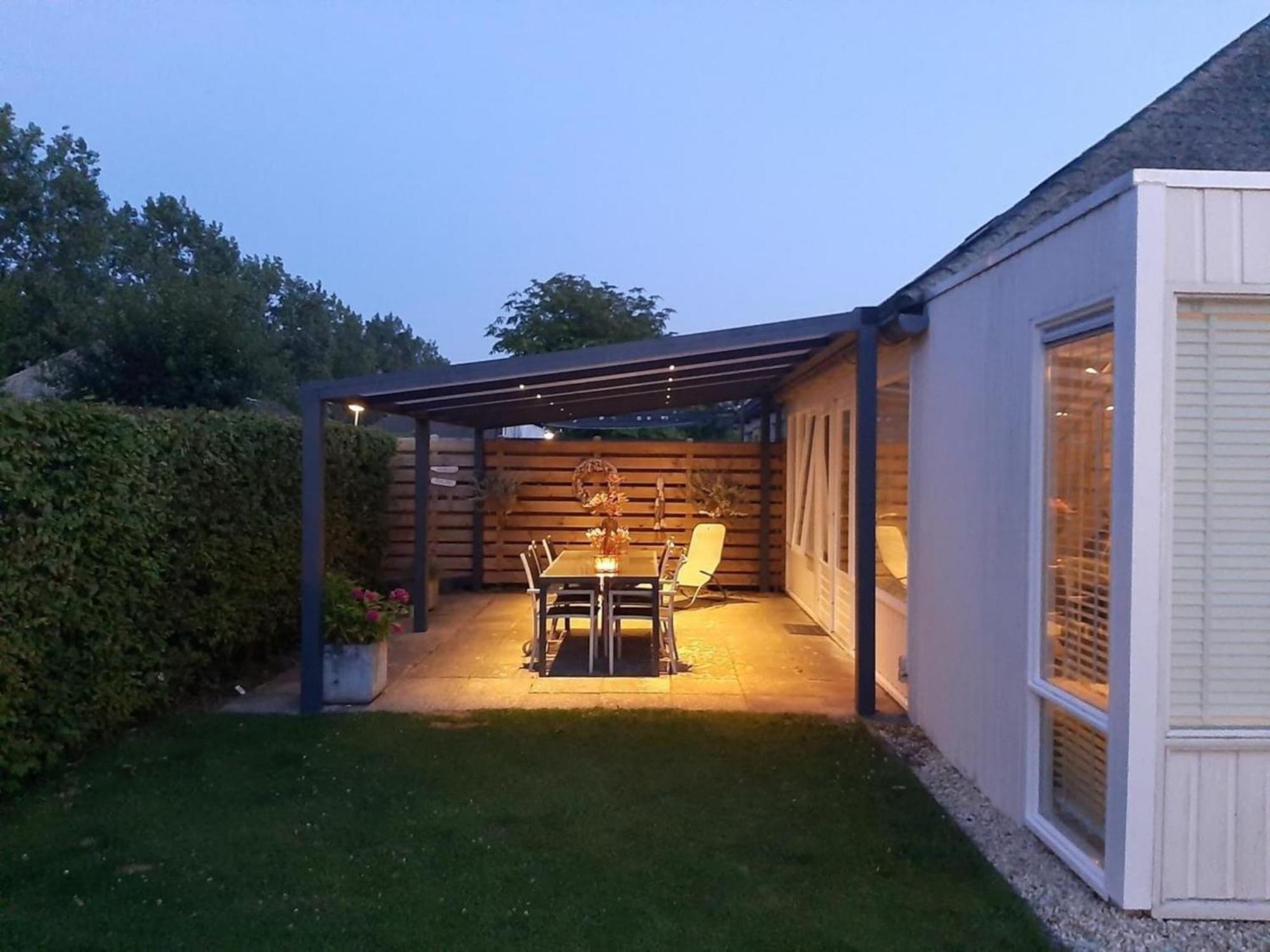 Vakantiehuis Lovely With Garden Breskens